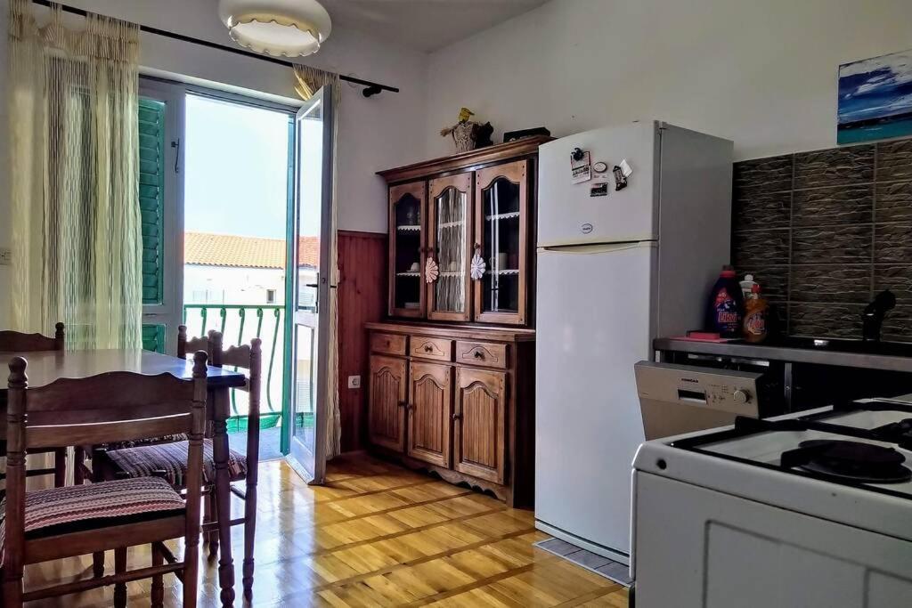Apartamento Davor Tučepi Exterior foto